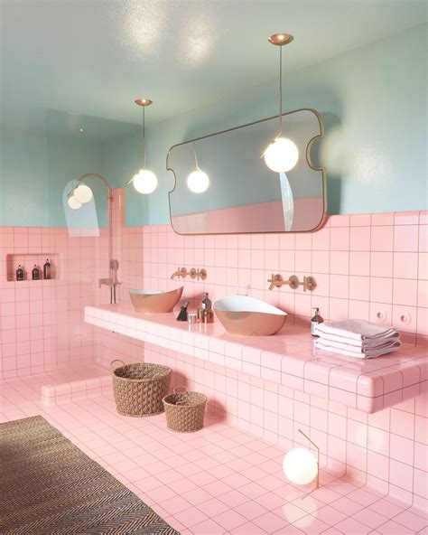 pictures of pink bathrooms|More.